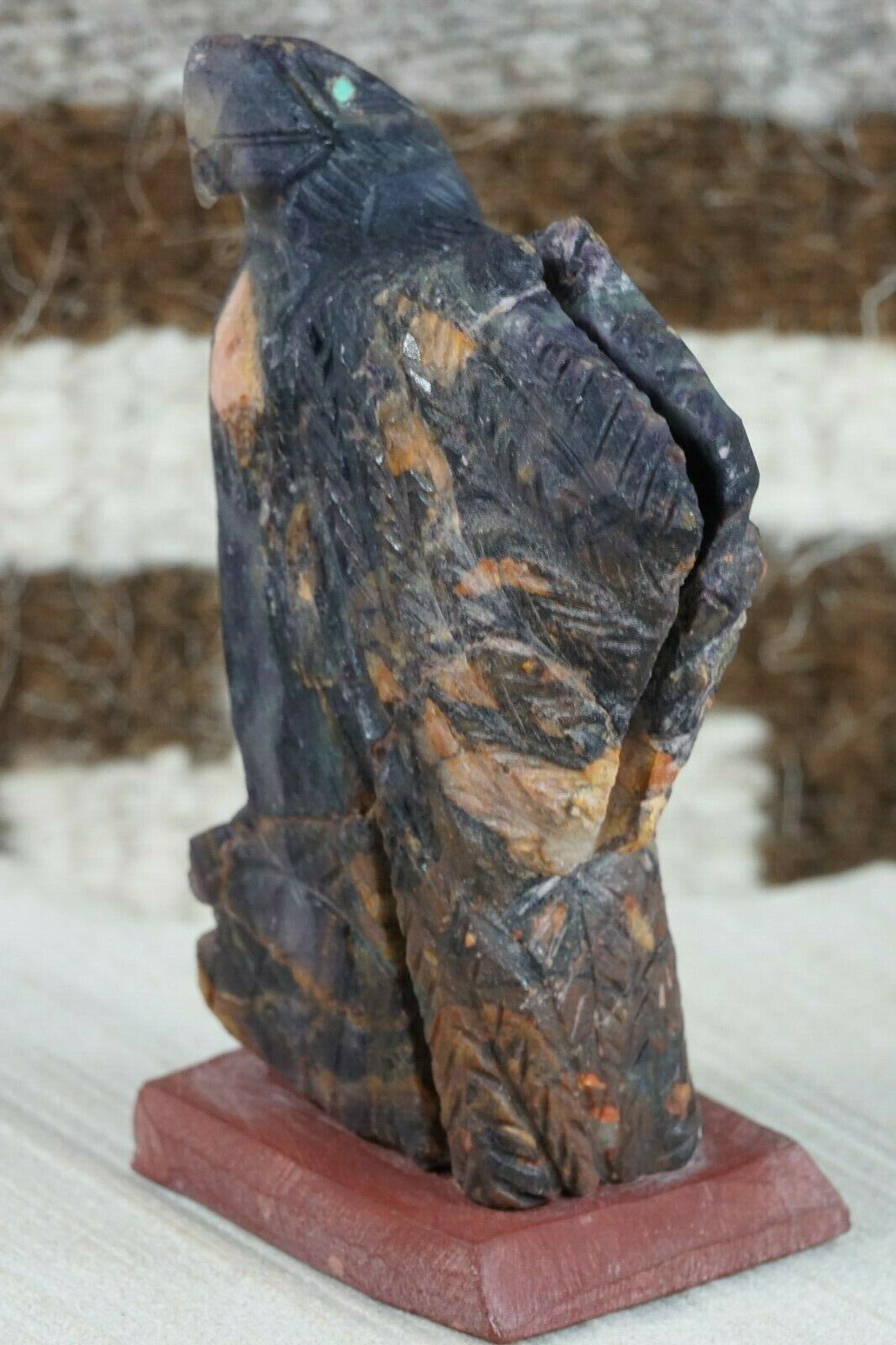 Eagle Zuni Fetish Carving - Jon Quam - High Lonesome Trading