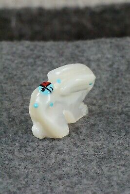 Rabbit Zuni Fetish Carving - Danette Laate