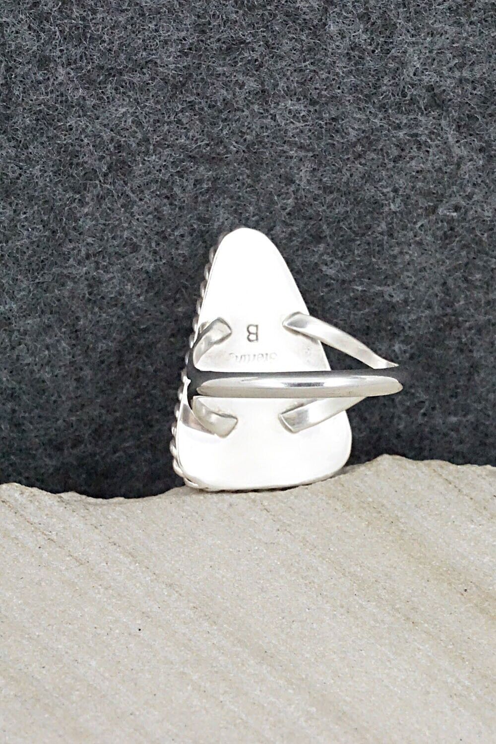 Spiny Oyster & Sterling Silver Ring - Benjamin Martinez - Size 9.5