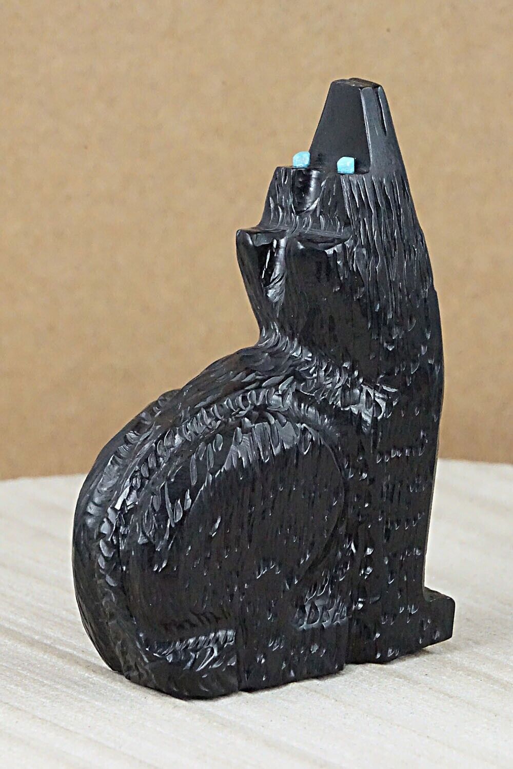 Wolf Zuni Fetish Carving - Joleen Tsethlikai
