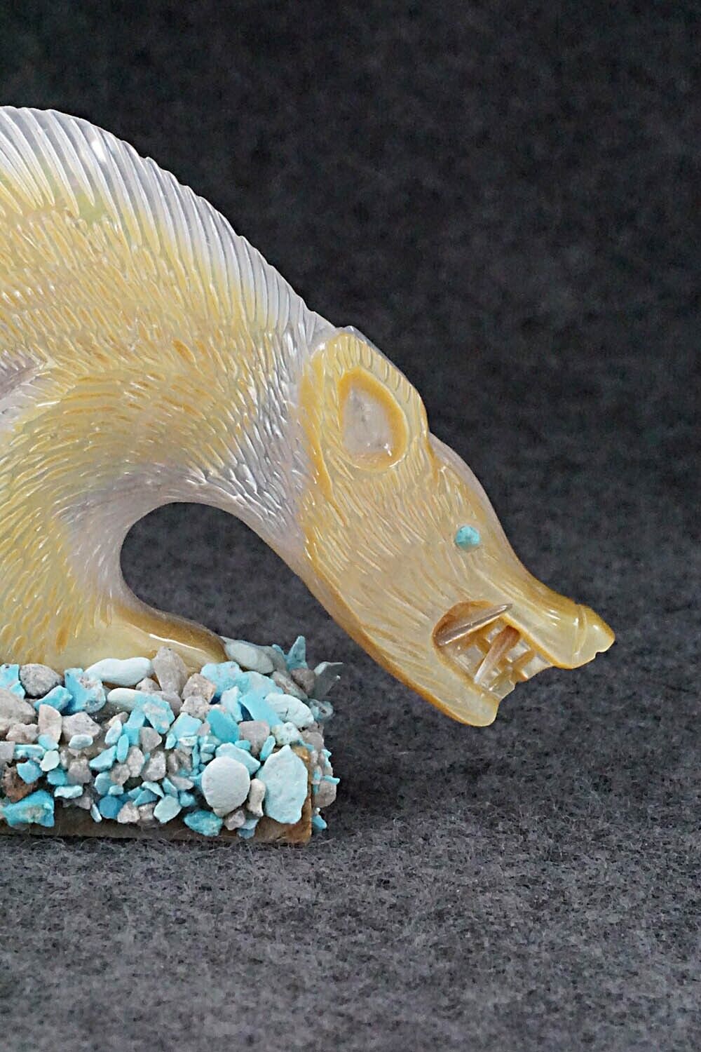 Wolf Zuni Fetish Carving - Randy Lucio