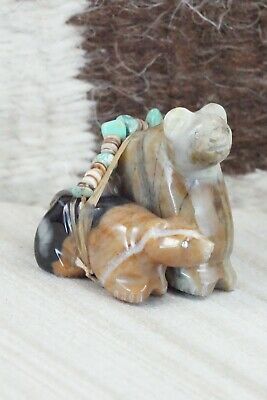 Bear Zuni Fetish Carving - Daisy Natewa