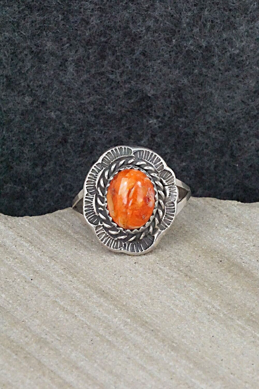 Spiny Oyster & Sterling Silver Ring - Freda Martinez - Size 8