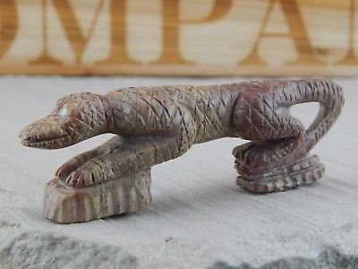 Lizard Zuni Fetish Carving - Edward Pooacha - High Lonesome Trading