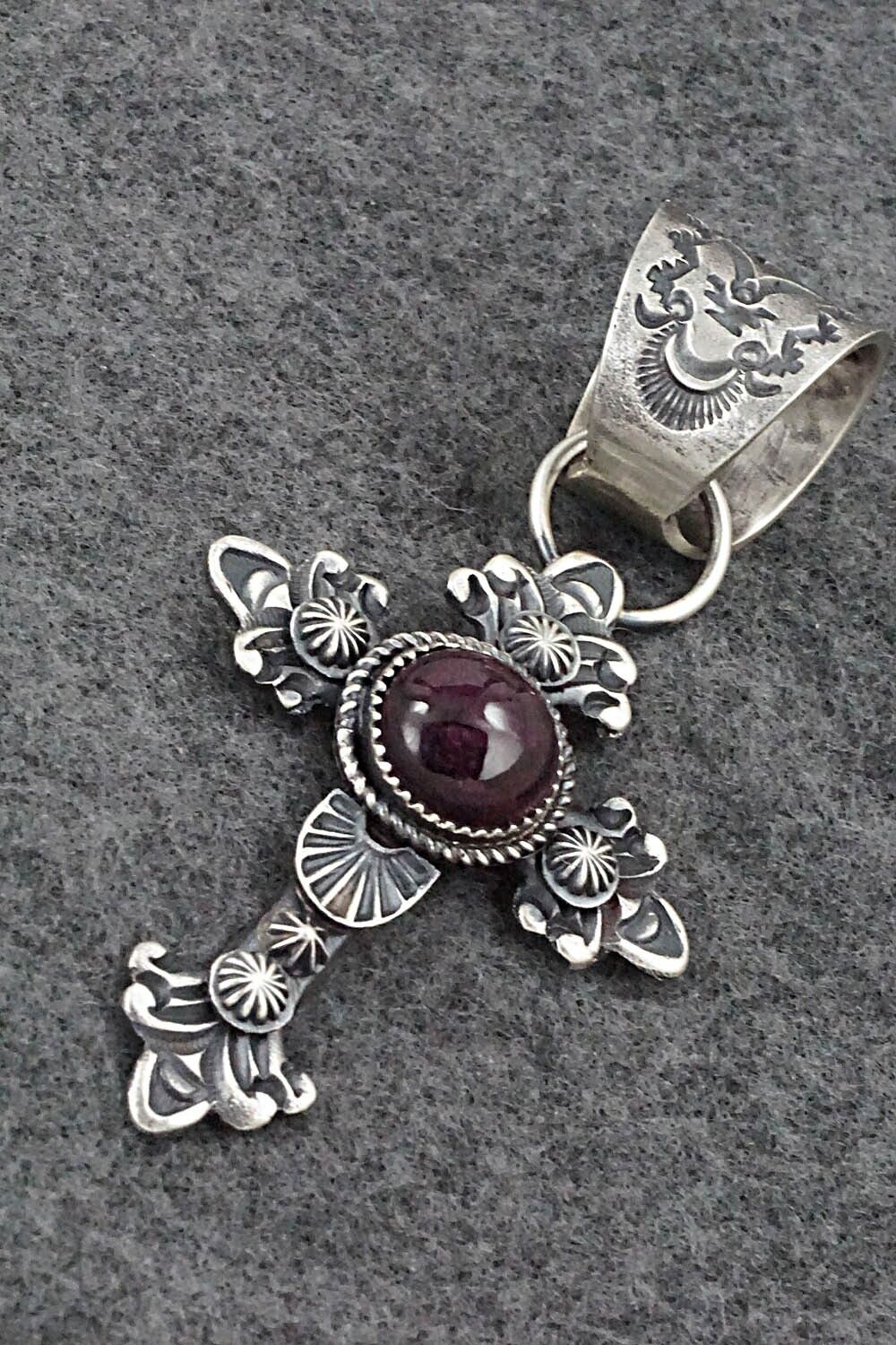 Spiny Oyster and Sterling Silver Pendant - Eva Billah