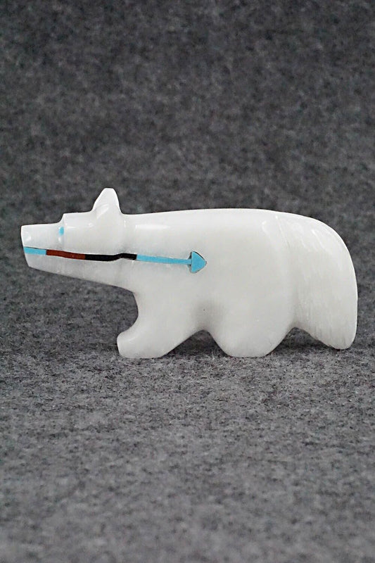 Wolf Zuni Fetish Carving - Rodney Laiwakete
