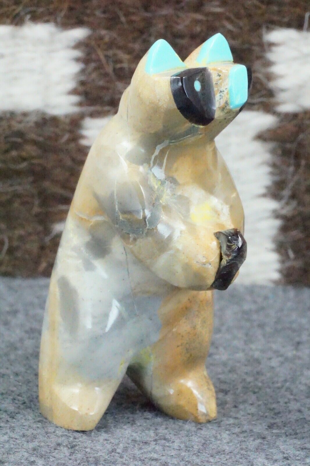 Raccoon Zuni Fetish Carving - Enrike Leekya