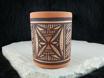 Zuni Pottery - Tonia Fontenelle - Zuni Handmade Pottery - Native American - High Lonesome Trading