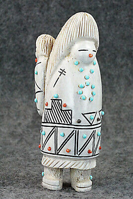 Corn Maiden Zuni Fetish Carving - Claudia Peina