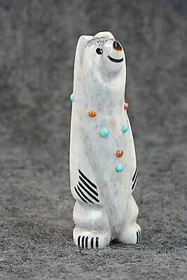 Bear Zuni Fetish Carving - Claudia Peina
