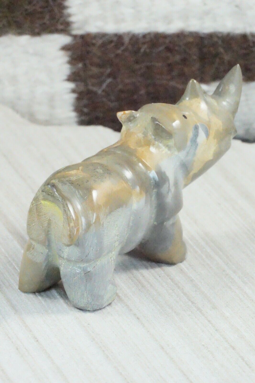 Rhino Zuni Fetish Carving - Enrike Leekya