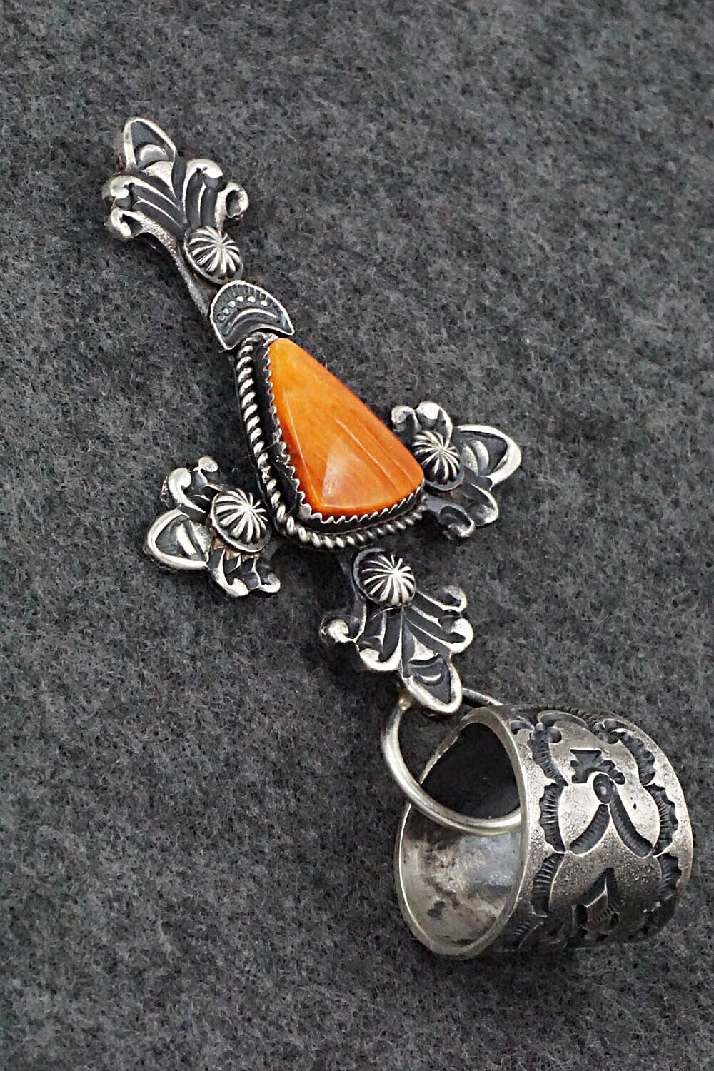 Spiny Oyster and Sterling Silver Pendant - Eva Billah