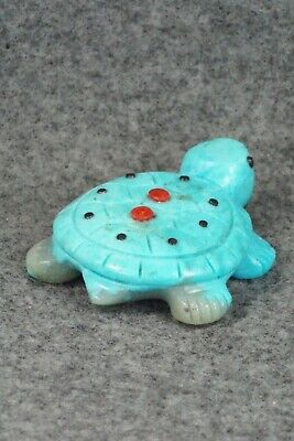 Turtle Zuni Fetish Carving - Reynold Lunasee