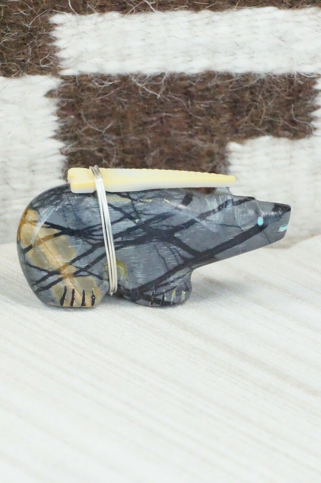 Bear Zuni Fetish Carving - Darrin Boone - High Lonesome Trading