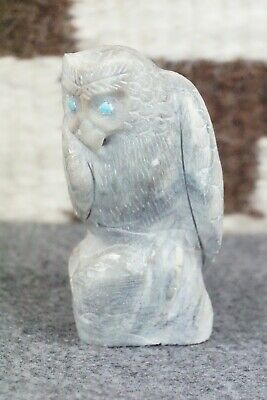 Owl Zuni Fetish Carving - Derrick Kaamasee