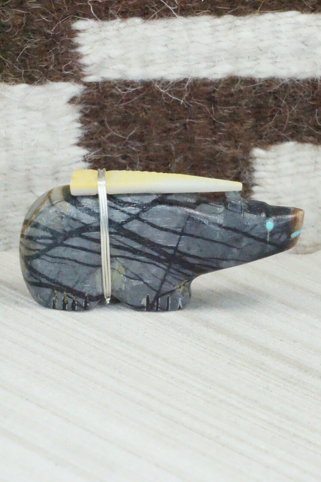 Bear Zuni Fetish Carving - Darrin Boone - High Lonesome Trading