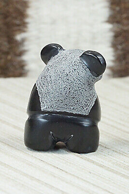 Bear Zuni Fetish Carving - Reynold Lunasee