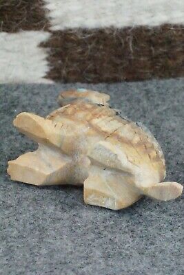 Armadillo Zuni Fetish Carving - Waylon Cheama