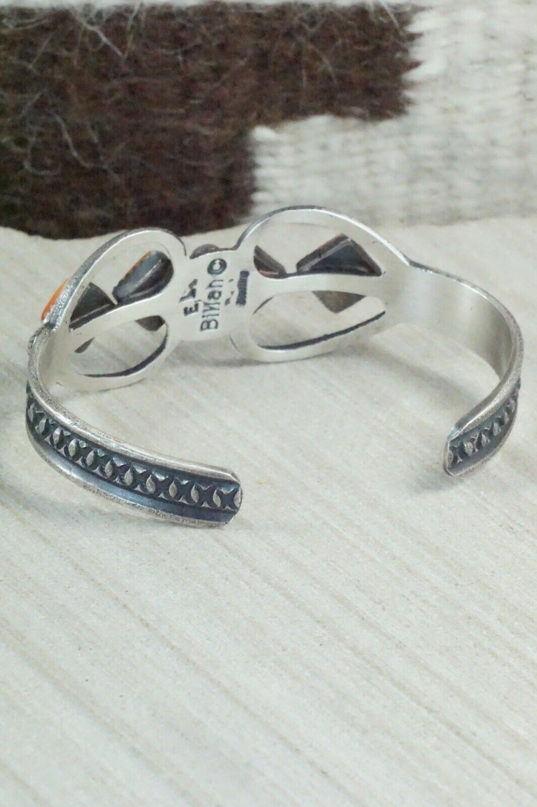 Spiny Oyster and Sterling Silver Bracelet - Eva & Linberg Billah