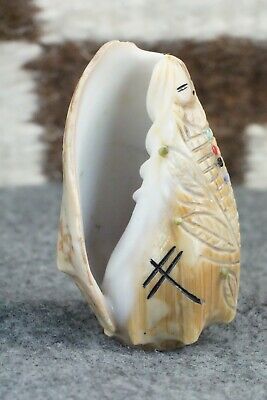 Corn Maiden Zuni Fetish Carving - Kevin Quam