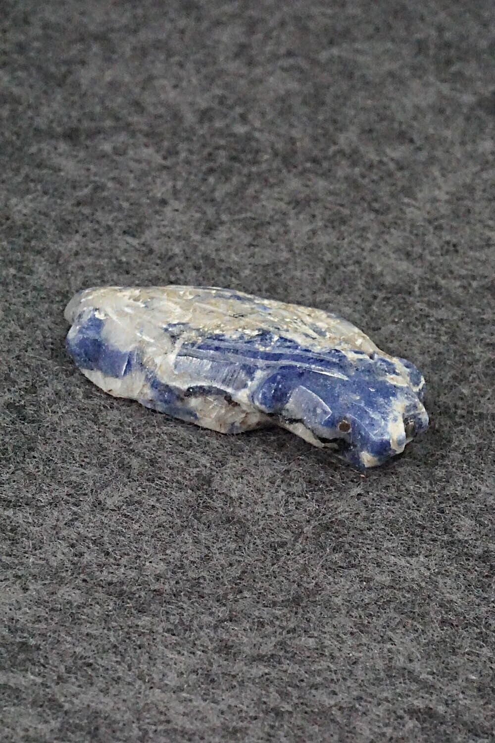 Badger Zuni Fetish Carving - Kenny Chavez