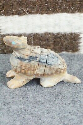 Armadillo Zuni Fetish Carving - Waylon Cheama