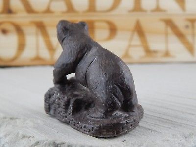 Bear Zuni Fetish Carving - Herbert Him - High Lonesome Trading