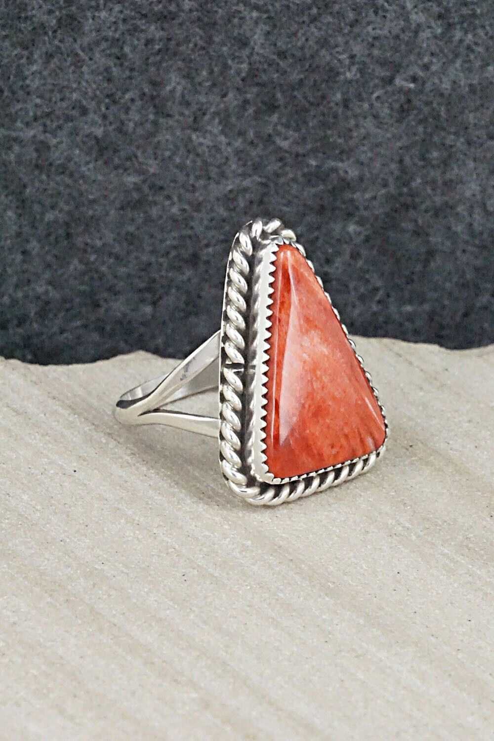 Spiny Oyster & Sterling Silver Ring - Benjamin Martinez - Size 9.5