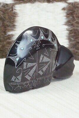 Bear Zuni Fetish Carving - Gerald Peina - High Lonesome Trading