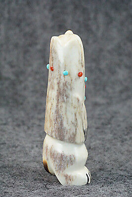 Bear Zuni Fetish Carving - Claudia Peina