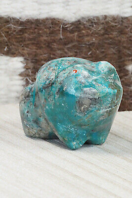 Frog Zuni Fetish Carving - Daphne Quam