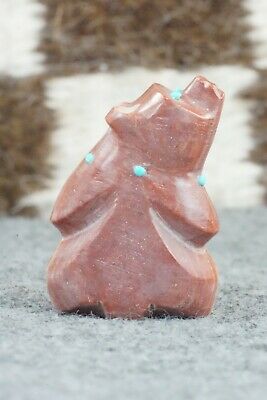 Bear Zuni Fetish Carving - Danette Laate