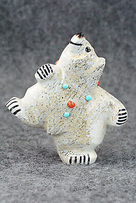 Bear Zuni Fetish Carving - Claudia Peina