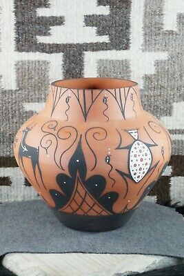 Zuni Pottery - Priscilla Peynetsa
