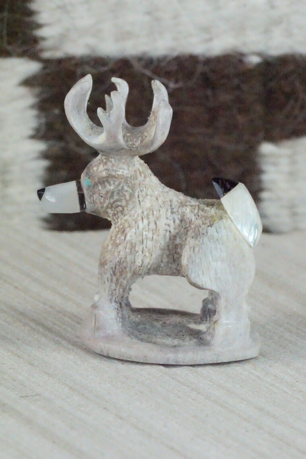 Deer Zuni Fetish Carving - Sullivan Shebola