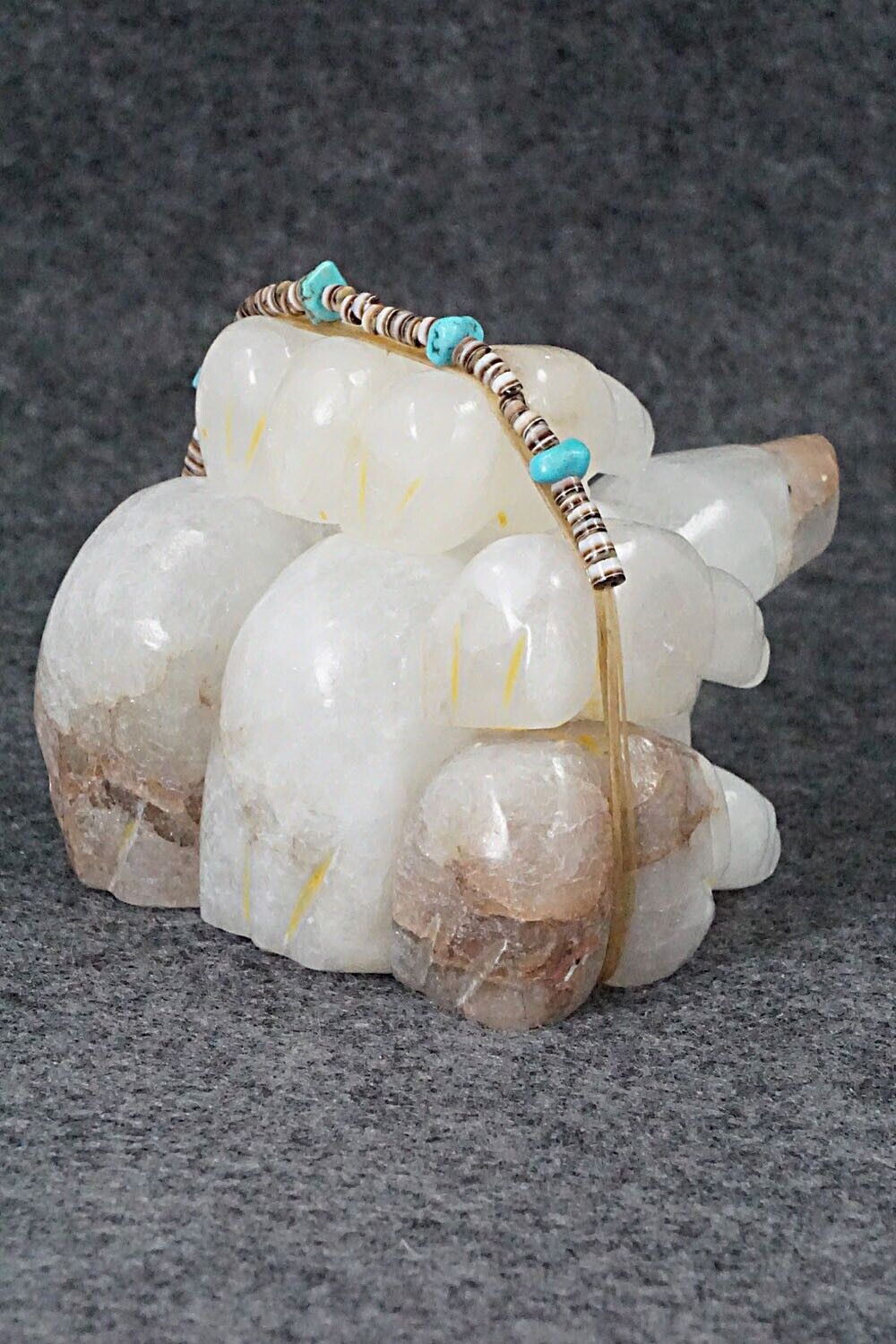 Bear Zuni Fetish Carving - Ed Lementino