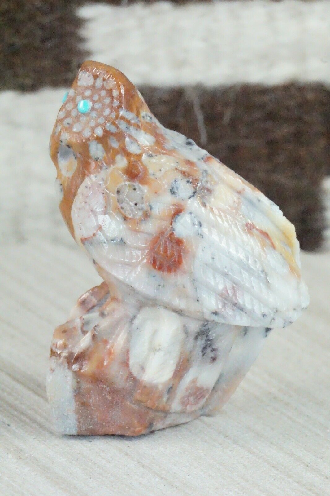Owl Zuni Fetish Carving - Derrick Kaamasee
