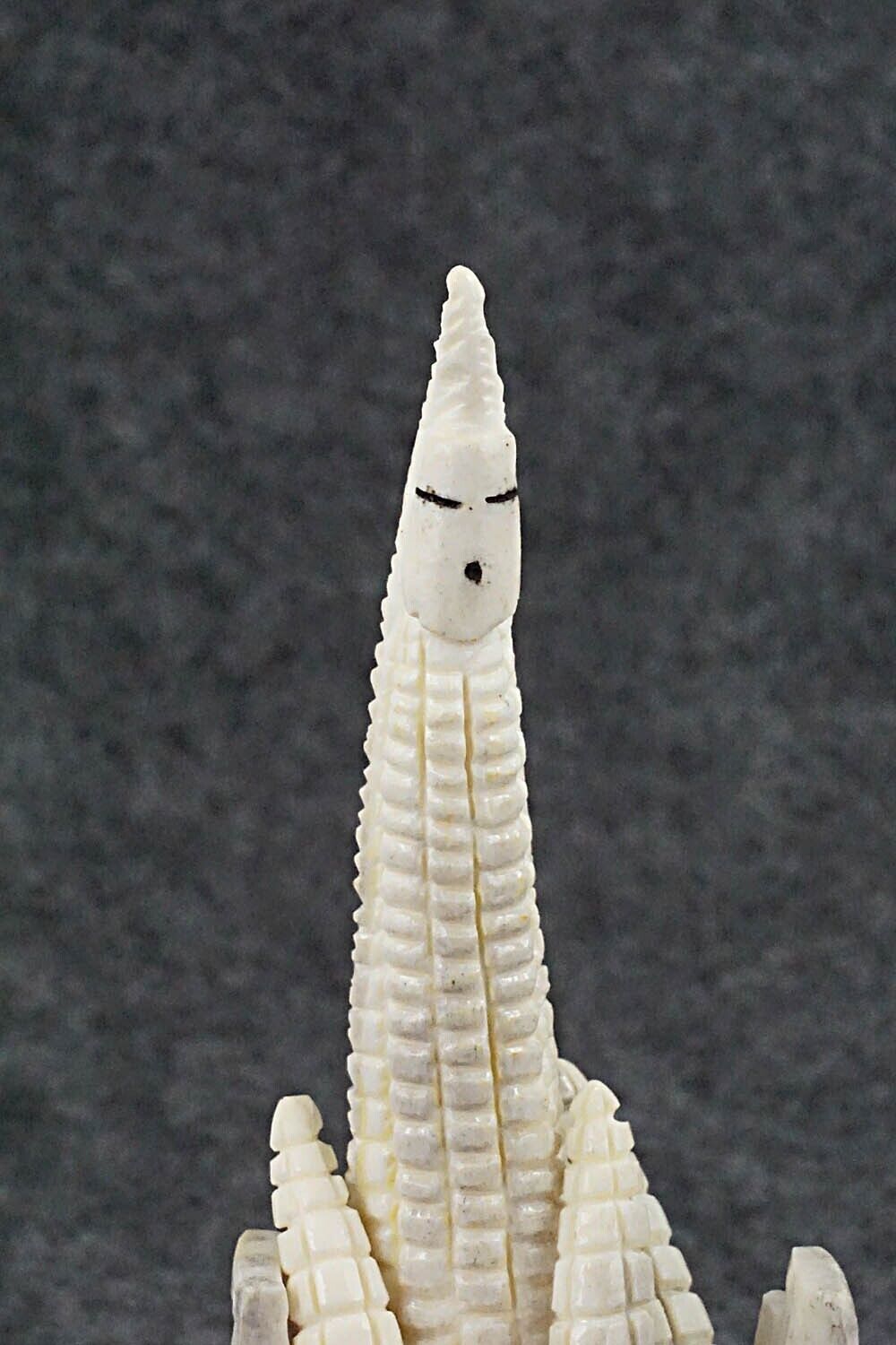 Corn Maiden Zuni Fetish Carving - Mike Tucson