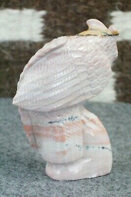 Owl Zuni Fetish Carving - Derrick Kaamasee