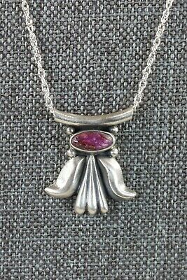Navajo Spiny Oyster & Sterling Silver Necklace - Sharon McCarthy