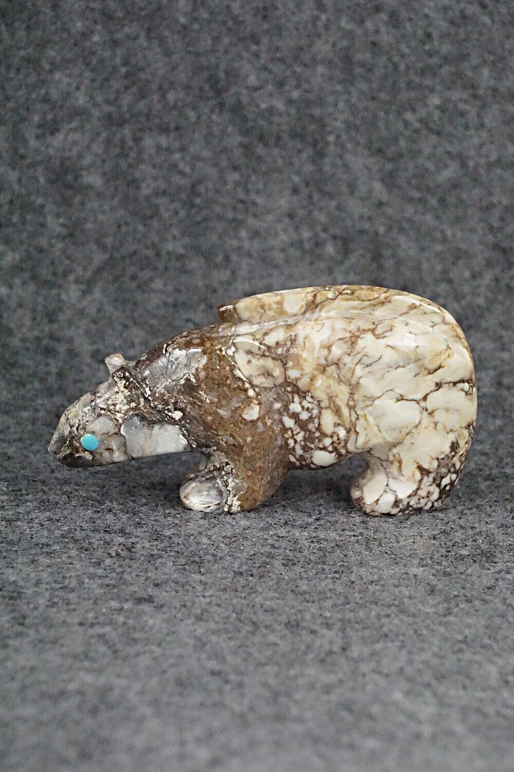 Mountain Lion Zuni Fetish Carving - Ronnie Lunasee