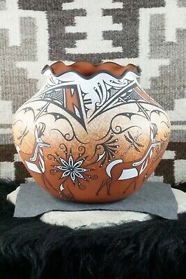 Zuni Pottery - Deldrick Cellicion