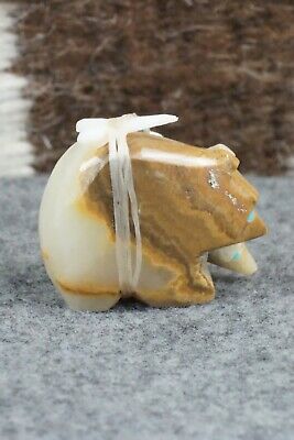 Bear Zuni Fetish Carving - Emery Eriacho