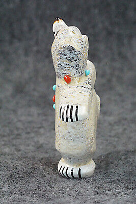 Bear Zuni Fetish Carving - Claudia Peina