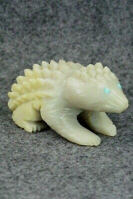 Porcupine Zuni Fetish Carving - Jonas Hustito