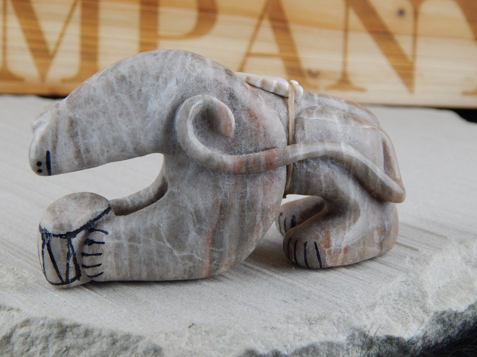 Bear Zuni Fetish Carving - Rick Kallestewa - High Lonesome Trading