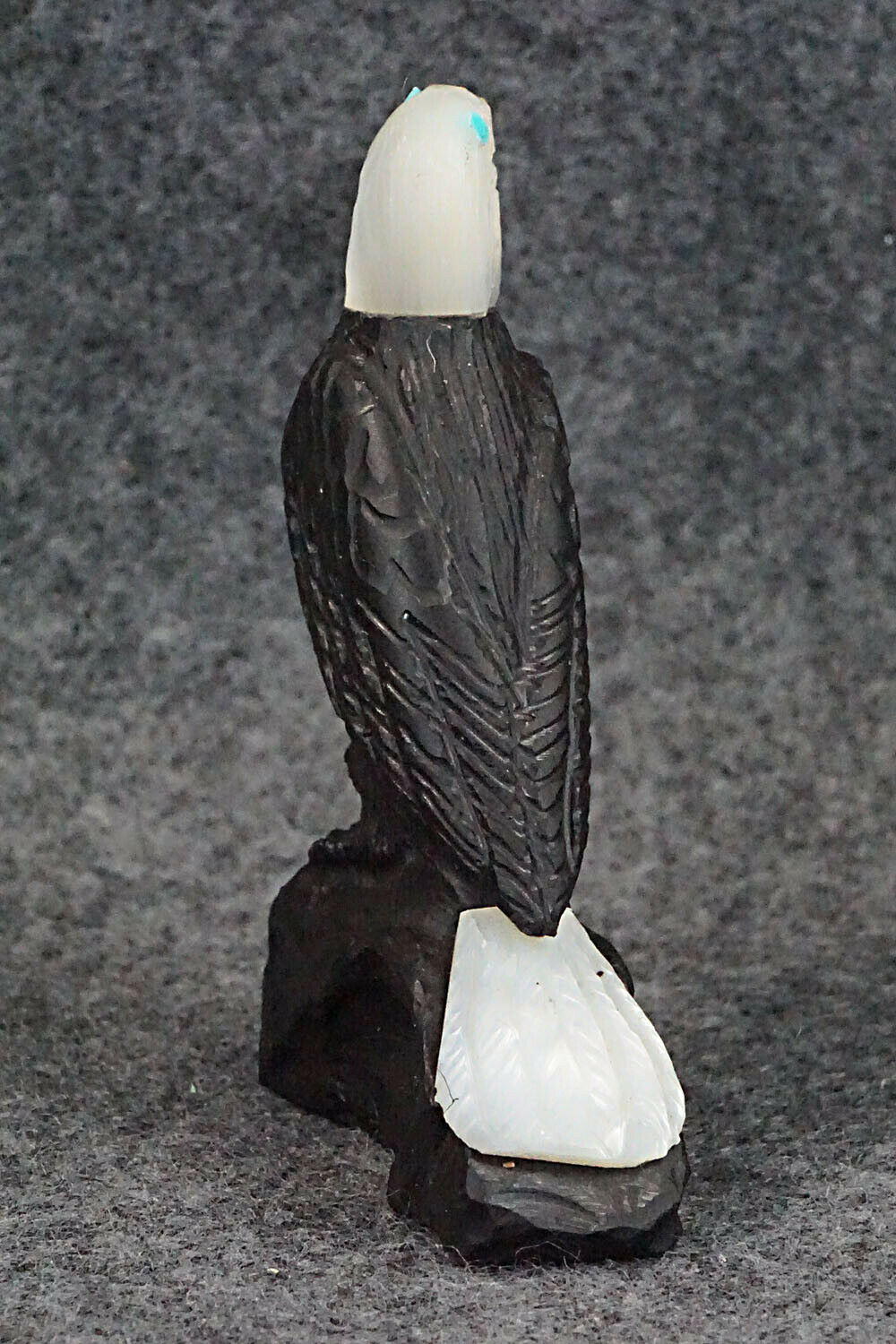 Eagle Zuni Fetish Carving - Fenton Lune