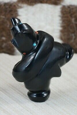 Bear Zuni Fetish Carving - Claudia Peina