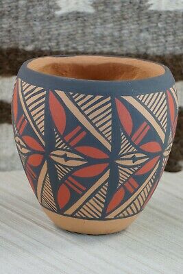 Jemez Pottery - Ortiz