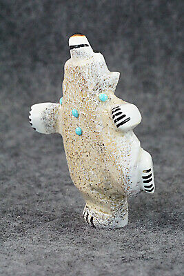 Bear Zuni Fetish Carving - Claudia Peina